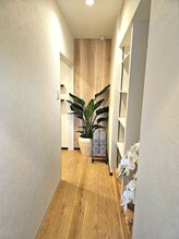 モーム 立町店(mo-mu)/観葉植物がお出迎え♪