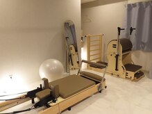 全力ストレッチ 用賀店の雰囲気（パーソナルピラティス＆ヨガスタジオ【FOR ME】併設）