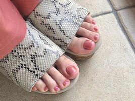 フットワンカラー