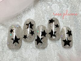 アート多めのセレブネイル