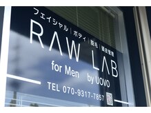 ラウラボ バイ ウォーヴォ(RAW LAB by UOVO)/理容室併設で通いやすさ◎