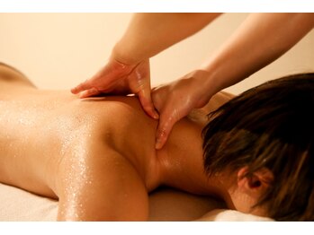 マシェリ 西麻布六本木店(MA CHeRiE.)/コリほぐしオイルマッサージ