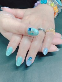 魅力のマグネットネイル！