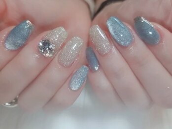 シュウシュウ 長堀店(ShuShu)の写真/【お爪のコンプレックス解消】1本から対応可能♪長さ出しでスラッとした指先に★＜1本770円/10本6500円＞