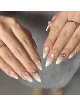 ザネイルズ(The Nails)の写真/【10本アートコース2h¥6800→¥6300★】イベント、ブライダルネイルにもおすすめのデザインです♪