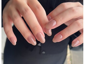 エムネイル(em.nail)の写真/爪まわりだけでなく手肌の乾燥ケアまでお任せ♪ブライダルなど大切な日のための美爪・美肌作りにも！
