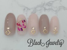 ブラックジュエリー(Black jewelry)/押し花ネイル
