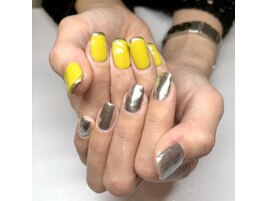 【ミラー&フレンチネイル】