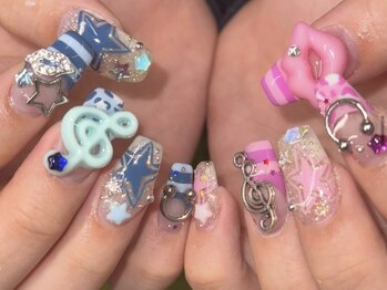 スチョン(schon)の写真/ビビットなカラーや個性的なパーツ多数ご用意◎他店では満足できない方に是非！
