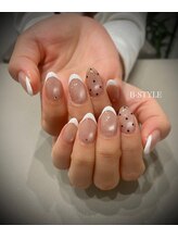 ビースタイル(B-style)/ドット×フレンチネイル♪