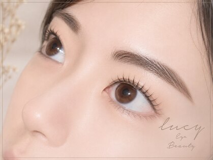 ルーシーアイビューティー(lucy Eye Beauty)の写真