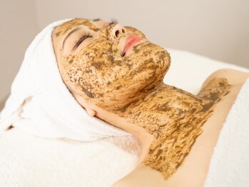 エステサロン 美飾り イオンモール木更津店の写真/毛穴肌荒れ特化◆ハーブピーリング/検索ワード急上昇1位のニキビ肌ケア!繰り返す肌荒れや毛穴に/¥7700