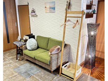 ヒルリン(Hirurin)/内観