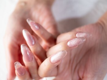 ネイルサロン レボルデ/マグネットクリアフレンチ