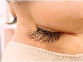 パールビューティーラッシュアンドネイル(Pearl Beauty Lash nail)/フラットラッシュ