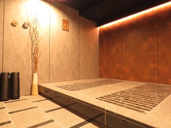 暖おかえり/岩盤浴室内1