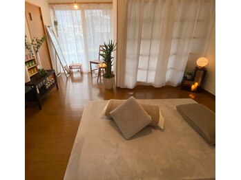 イーズ(ease)/足湯とwelcomeティーでスタート