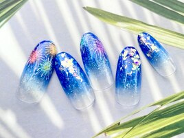 花火ネイル×グラデーション