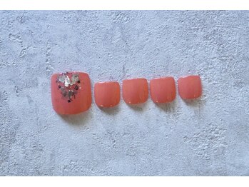 プチリリィ(Petit Lily)/オレンジで足元を綺麗に見せて♪