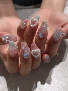 うるうるネイル/ゴテゴテネイル