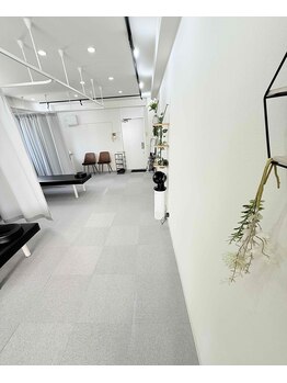 ナオル整体 三宮院(NAORU整体)/2号店【綺麗な院内】