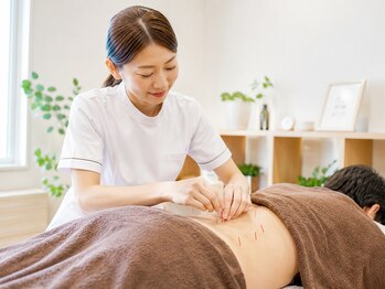 あかし整体院の写真/マッサージでは届きにくい深層部まで直接アプローチ！慢性的な症状も根本改善していきます！