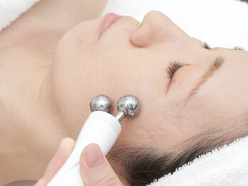 リュミエール(Lumiere)/フェイシャル施術 筋肉を刺激