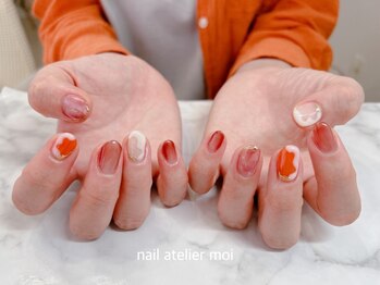 モア(moi)の写真/シンプルの中にもこだわりが光る大人上品な指先で好印象♪日常に溶け込むオフィスネイルやシンプルネイル◎