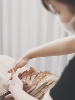 ビュースティ(BEAUSTIE)の写真/【気になる毛穴スッキリ】肌質改善メニューを豊富にご用意♪お客様に合わせてご提案！ニキビケアにも◎