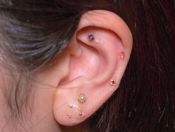 ユウリン(Yurin)/2024最後の耳ツボ