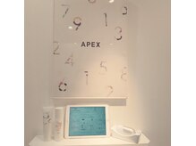 確実な結果に繋げるために最新AI肌分析で肌悩みの原因を探ります