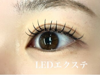 プラスアイ 立川北口店/LEDエクステ担当：海老原