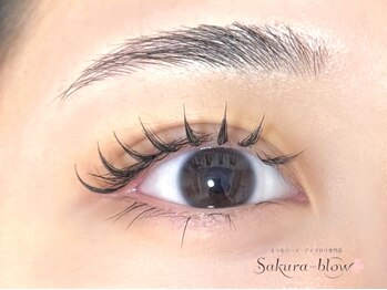 サクラブロウ 心斎橋店(Sakura-blow)の写真/【最新トレンド★羽エクステ導入】ワンホンマツエク/束感マツエク好きに◎つけるだけで束感に仕上がります!