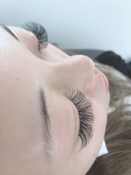 セサニー(SE SUNNY)/目尻長めでセクシー