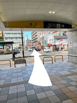 はあとねいる 南越谷店/新越谷駅西口から郵便局方面へ