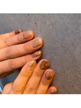 リルム(Relum)/ブラウンニュアンスネイル！