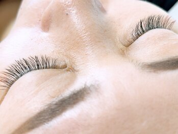 パールビューティーラッシュアンドネイル(Pearl Beauty Lash nail)/フラットラッシュ ナチュラル