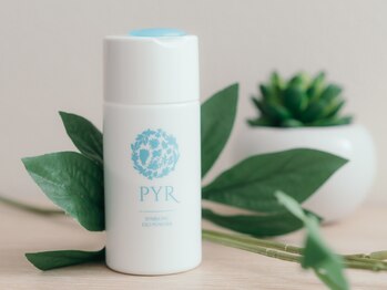 小鳥遊 タカナシ/炭酸パウダー