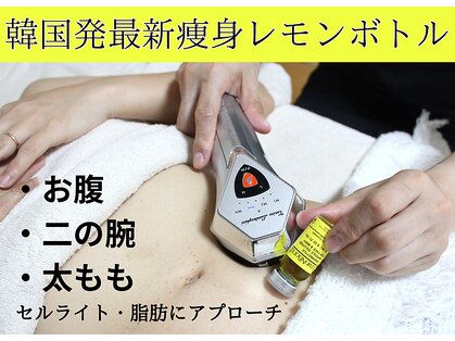 ヌード(NUDE)の写真