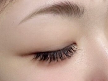 イムア(IMUA)の写真/エクステの装着角度やまつ毛とグルーの密着に気を付けて、長持ちするよう心掛けて施術しています♪