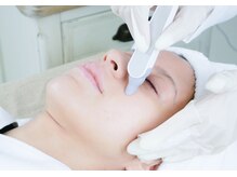 毛穴洗浄【ハイドラフェイシャル】