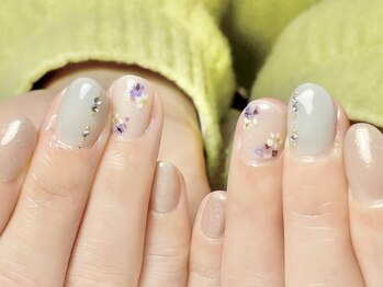 リネイル(RE:NAIL)/春にやりたい！押し花デザイン