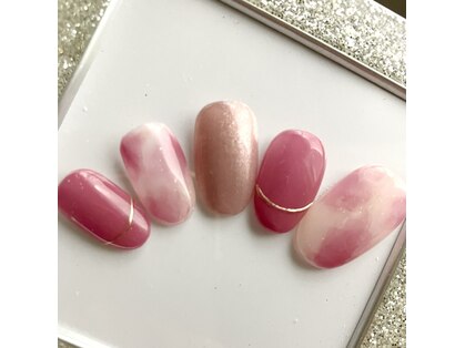 イーエフネイル(ef-nail)の写真