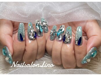 ビジューネイル