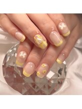 ネイルサロンEUB/個性派イエロー