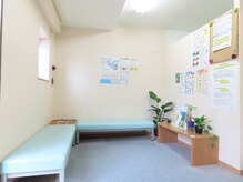 すがさわ整骨院/待合室