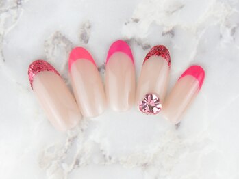 ラウミー(Laumi)/フレンチ・Vカット