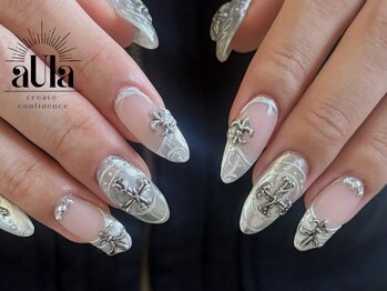 アウラ(aUla)/Y2Kデザイン