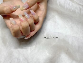 ホワイトネイル(WHITE NAIL)/持ち込み/カラフルネイル/パラ