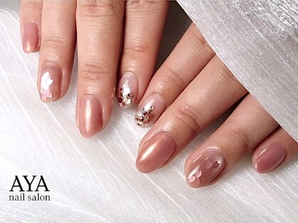 アヤ(AYA)の写真